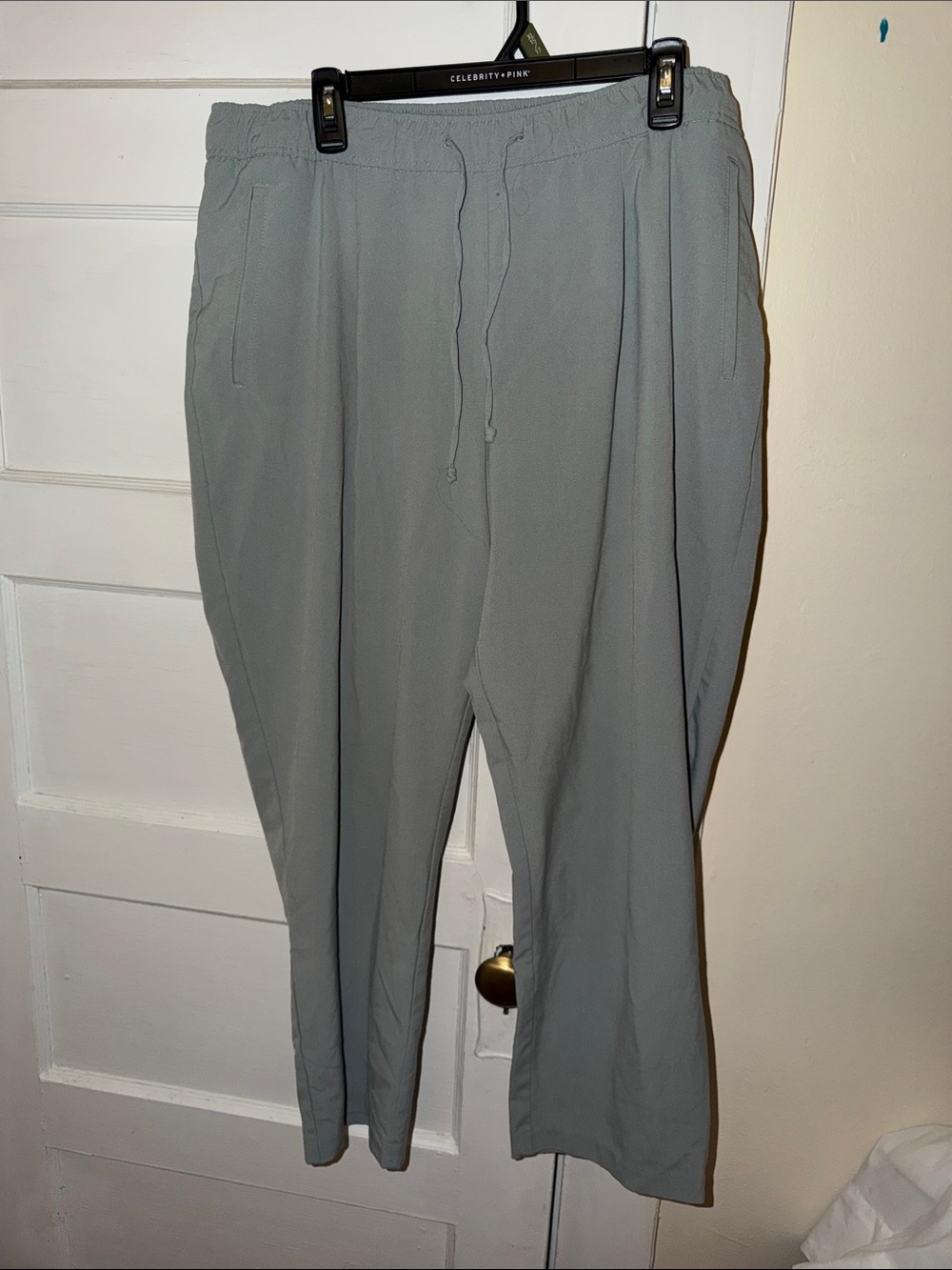 Old Navy Women's Cropped Drawstring Pants in Light Gray